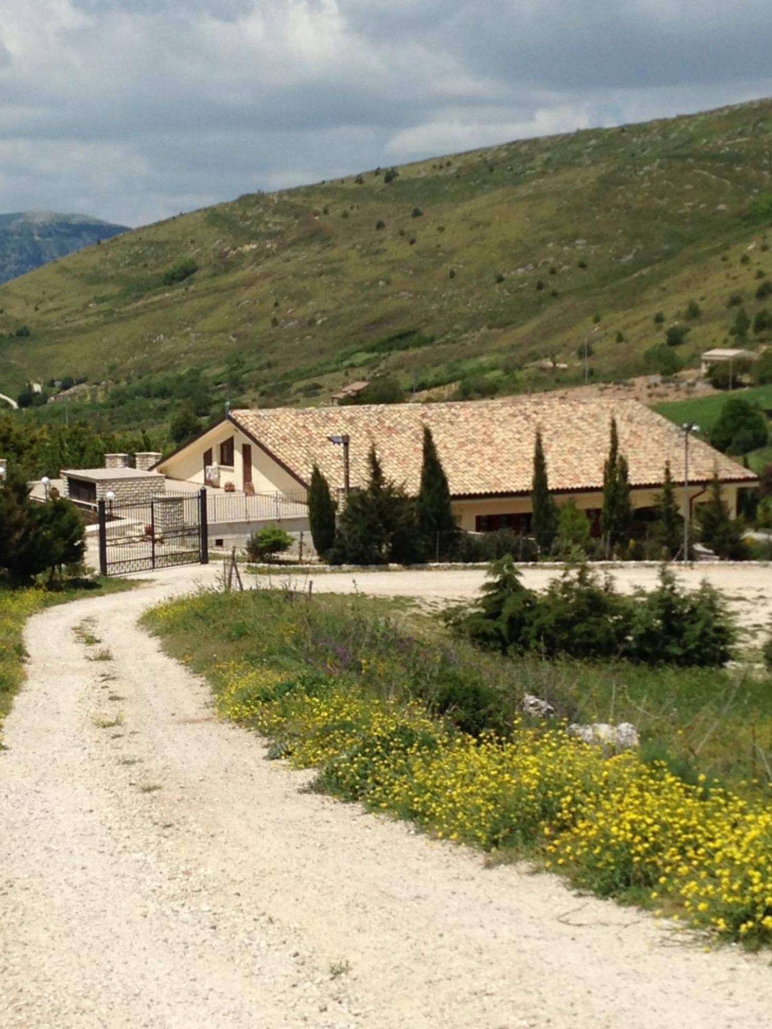 Agriturismo Serra Moneta Santo Stefano Quisquina Exterior foto
